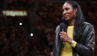 Lisa Leslie reacts during the jersey retirement ceremony for former Los Angeles Sparks teammate Candace Parker on June 29, 2025, in Los Angeles.