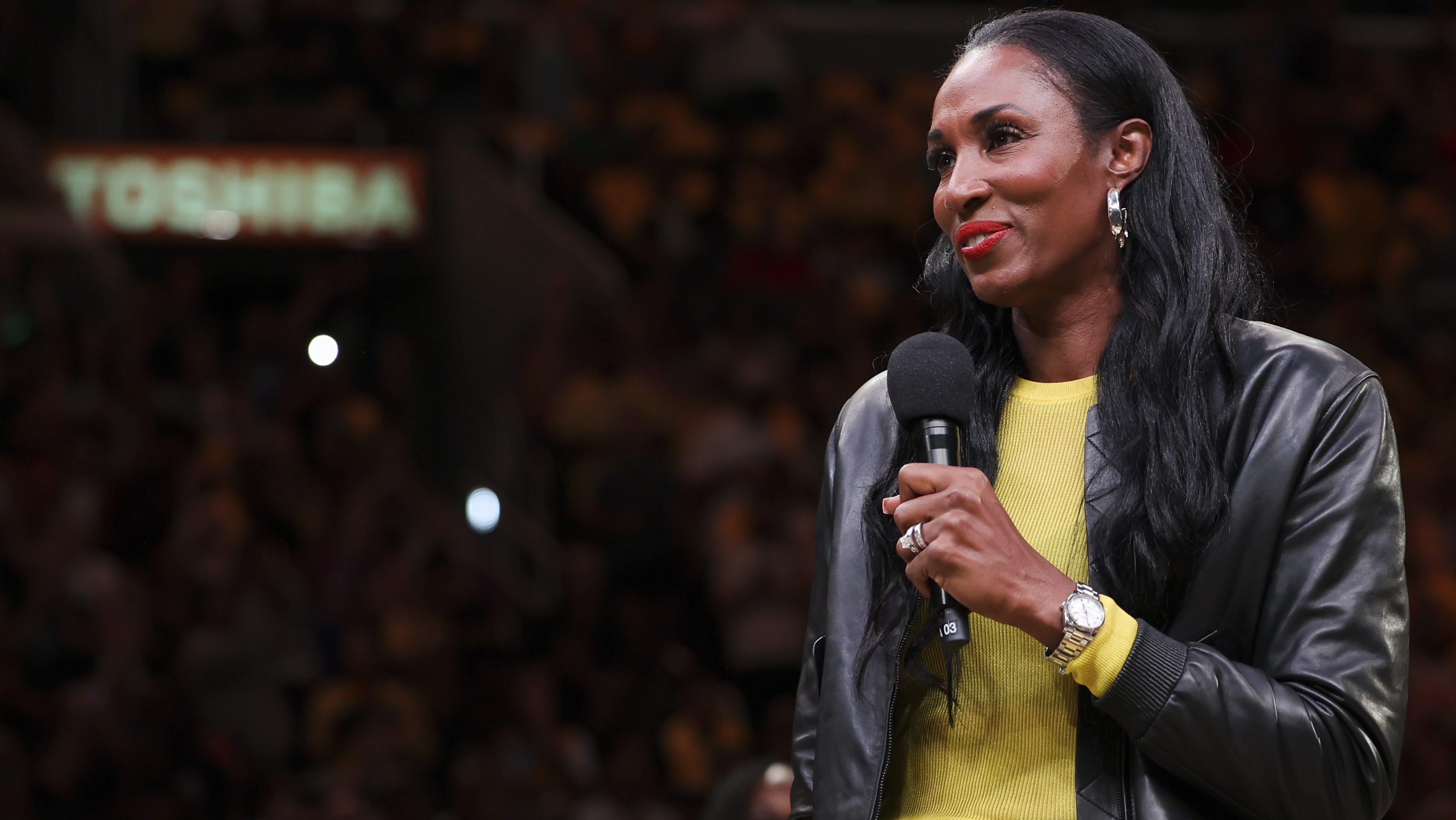 Unrivaled gives Lisa Leslie space to impart wisdom to the next generation of players - Andscape