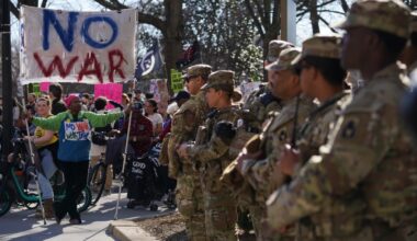 How have US politicians reacted to the attack on Iran? | Donald Trump News