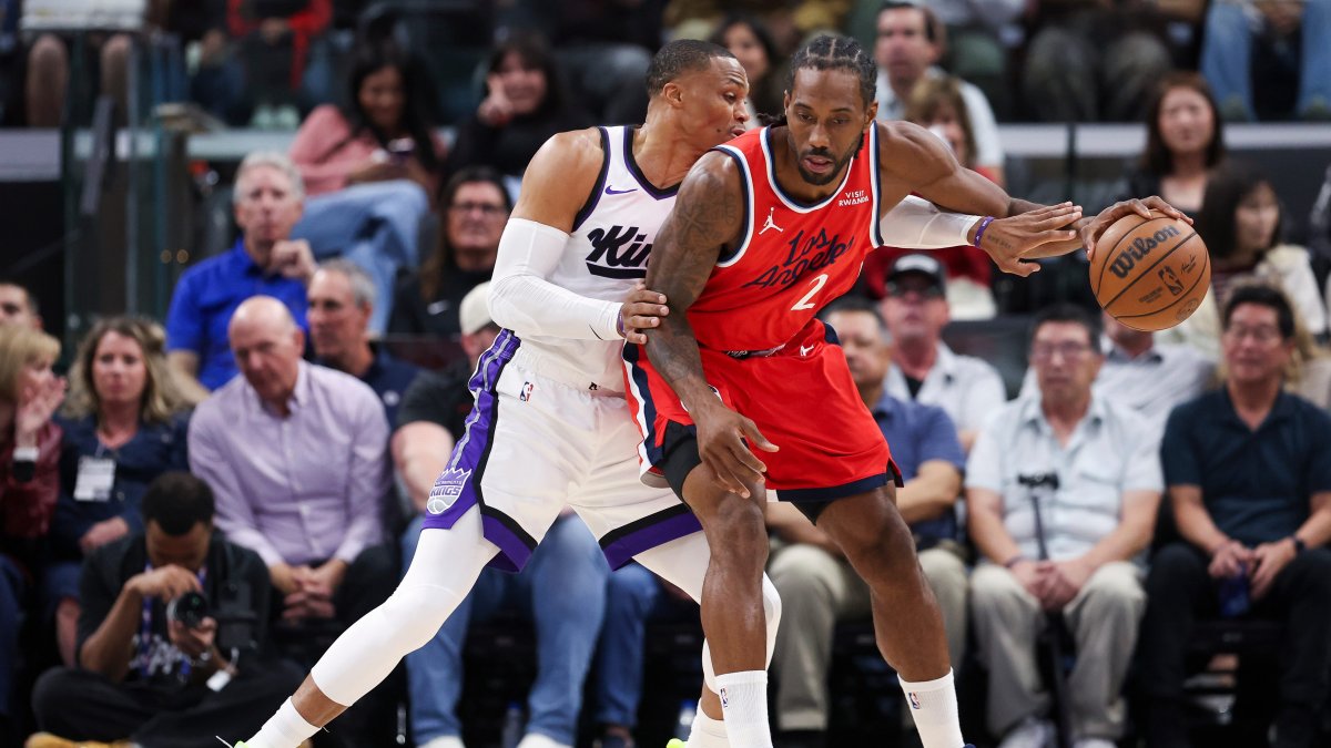 Kawhi Leonard sidelined with a sprained ankle as Clippers chase a play-in spot – NBC Los Angeles