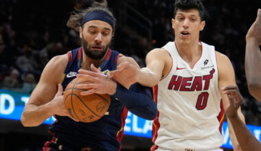 Hot Strus leads Cavs past Heat | News, Sports, Jobs