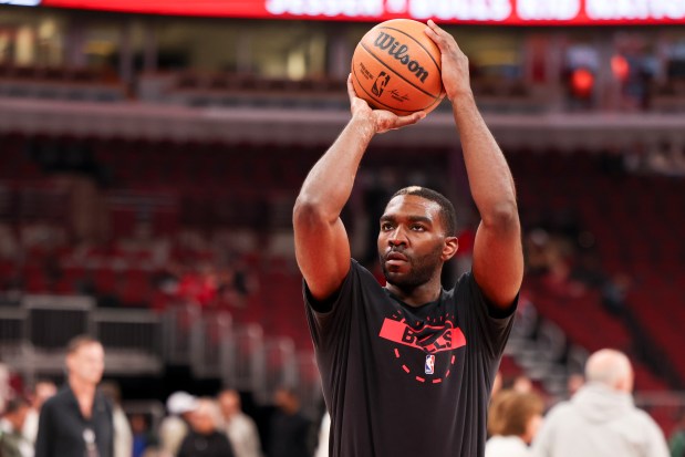 Bulls' Patrick Williams warms up before the game against the Bucks at the United Center on March 1, 2026. (Eileen T. Meslar/Chicago Tribune)