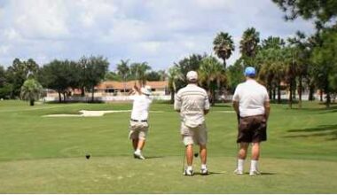 Are snowbirds getting first priority at golf courses in The Villages?