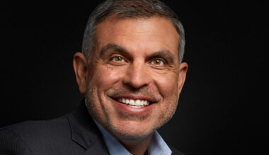 A portrait of Intuitive CEO Dave Rosa.