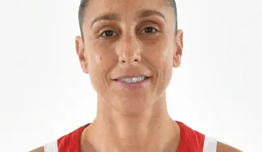 Diana Taurasi Headshot