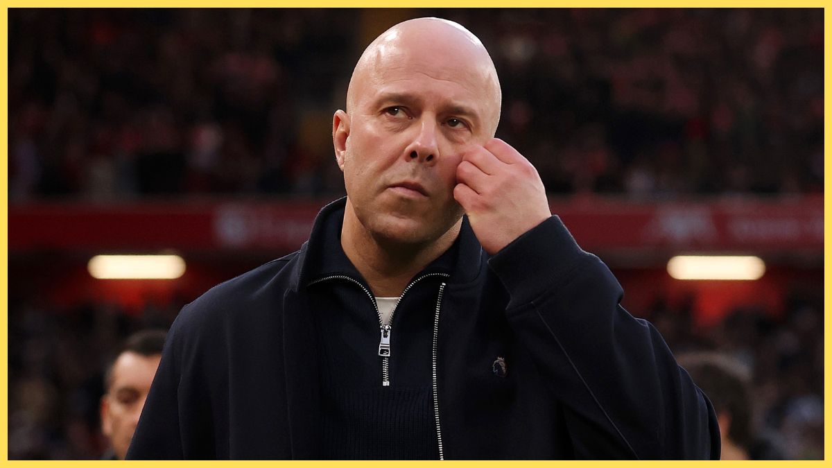 Arne Slot reacts against Manchester City