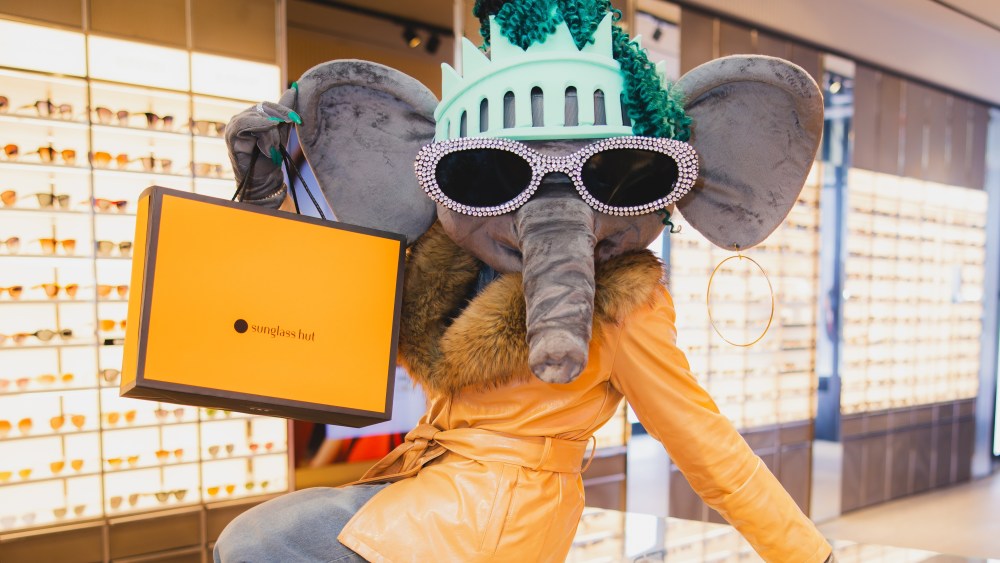 Sunglass Hut and NY Liberty Team Up as Official Sunglass Partner