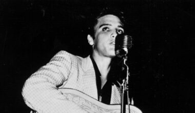 On This Day in 1955, Elvis Presley Signed With a Man Who Once Managed Dancing Chickens