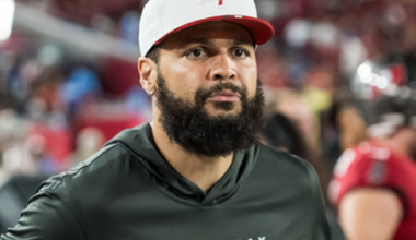 Report: Mike Evans-Bucs Talks "Got A Little Weird" - JoeBucsFan.com