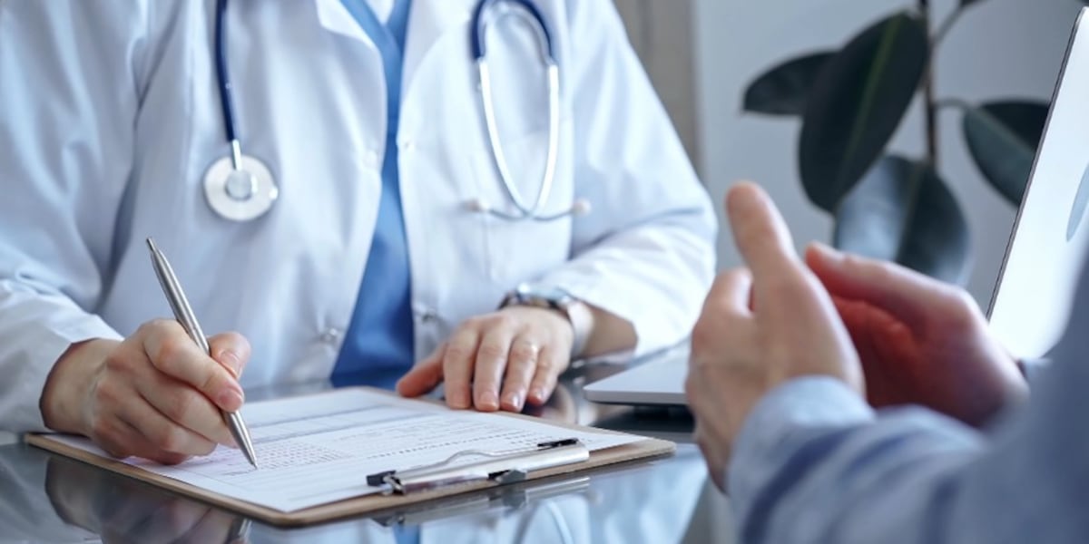 Des Moines transplant surgeon at center of three malpractice lawsuits returns to practice after suspension lifted