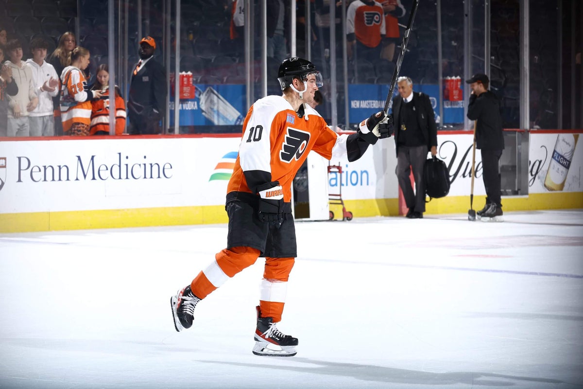 Wild acquire winger Bobby Brink, send prospect David Jiricek to Flyers