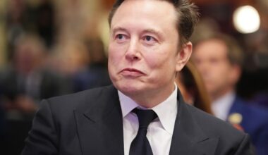 ‘This is the way’: Elon Musk endorses Warren Buffett’s famed 5-minute plan to fix the national debt