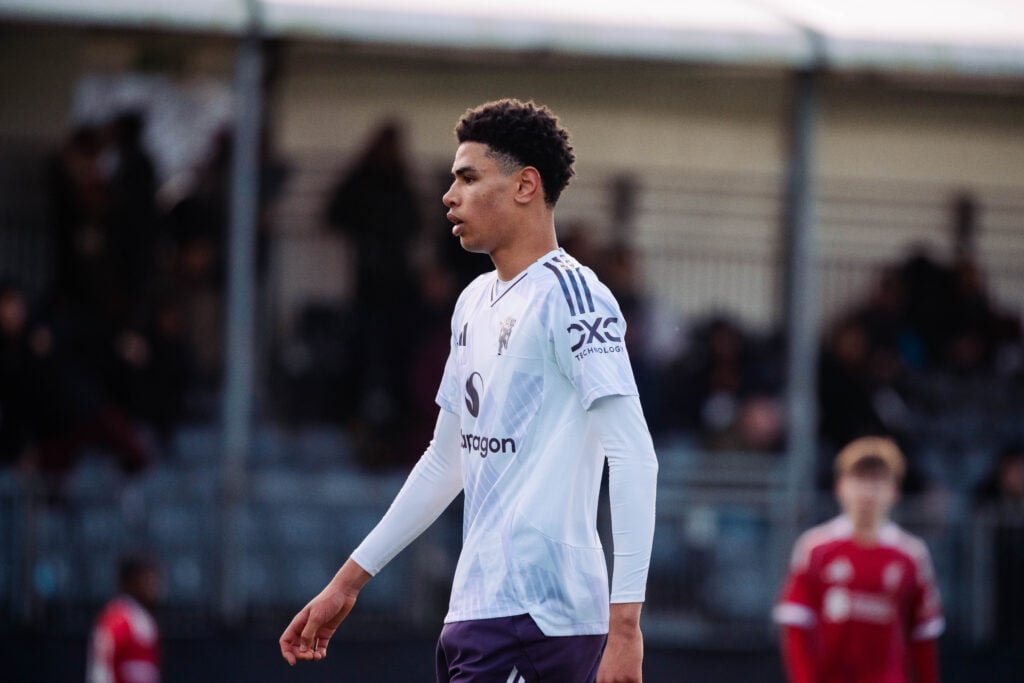 Noah Ajayi playing for Man Utd u18s