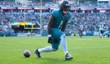 Saints signing RB Travis Etienne to 4-year deal: Sources