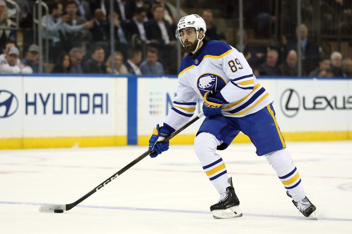 NHL rumblings: Will thin UFA market get further diluted by upcoming contract extensions?