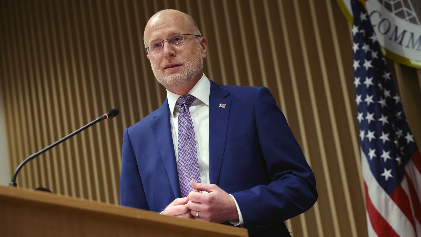 FCC Approves $34.5 Billion Charter-Cox Merger