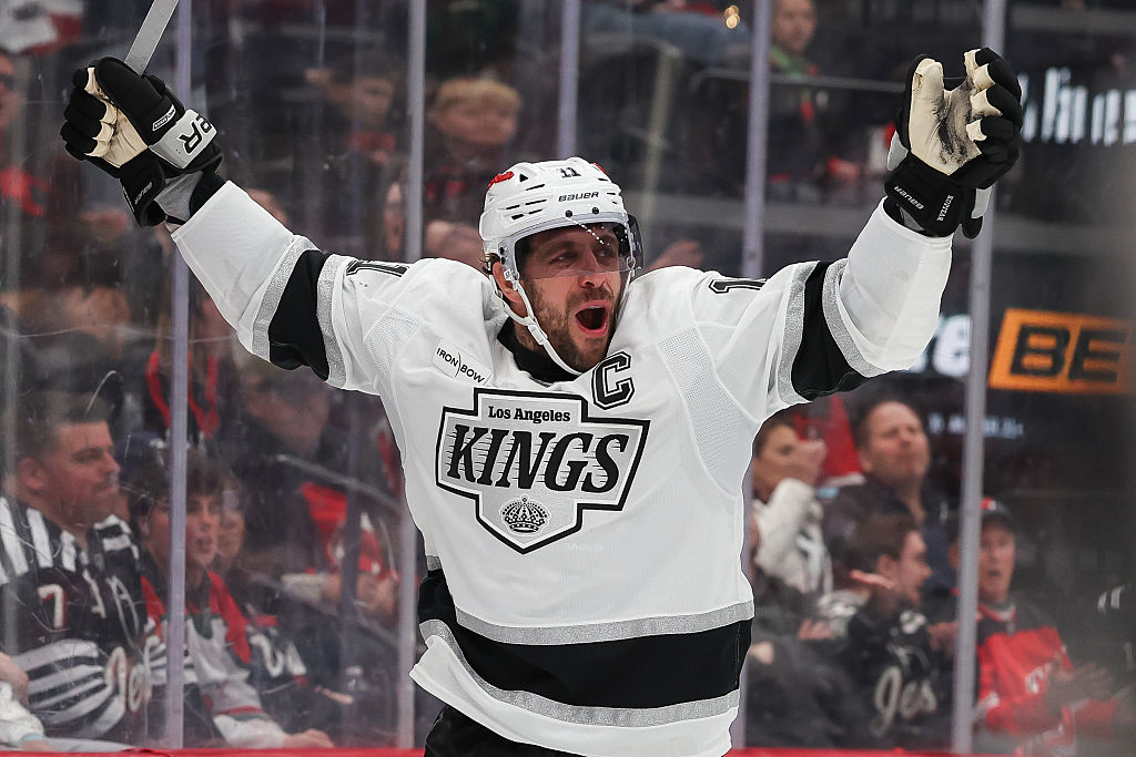 With 11 regular-season games left for number 11, it's time for the Kings to play for their captain