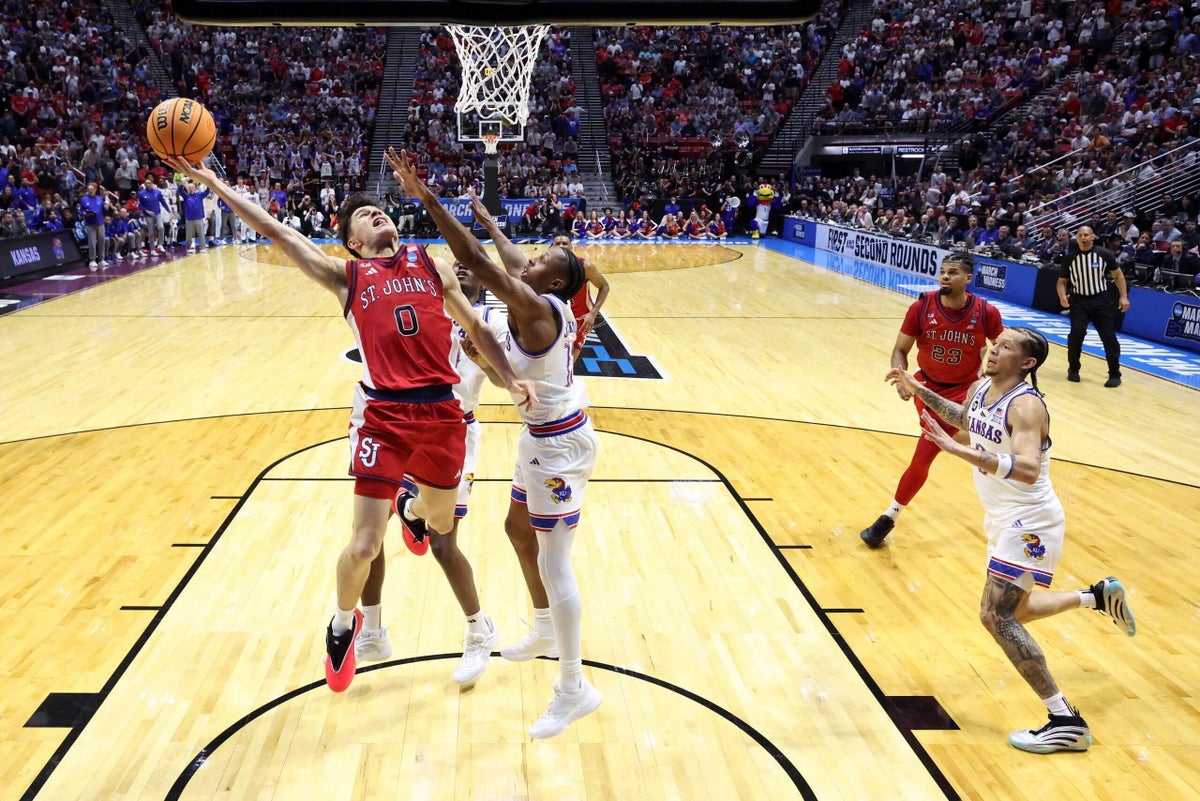 Men’s March Madness 2026: St. John’s, Iowa, UConn, Arizona, Tennessee, Alabama reach Sweet 16