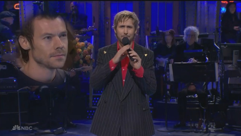 Harry Styles Crashes Ryan Gosling's "SNL" Monologue