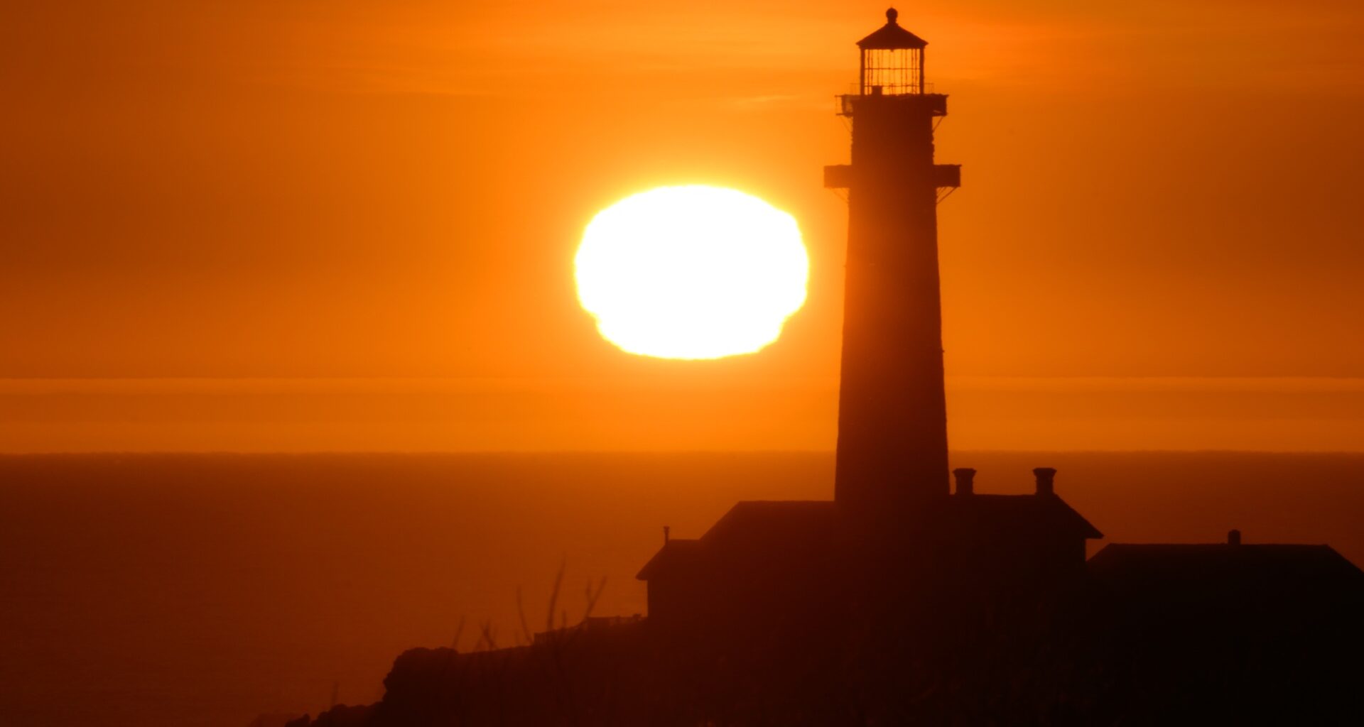 Feel Like Your Phone’s Weather App Often Gets It Wrong? Experts Say You Aren't Imagining It