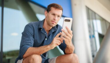 Here's a thing you absolutely need to avoid doing on your smartphone