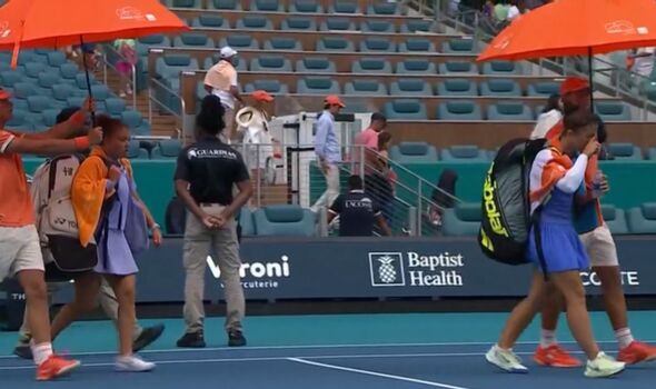 Jasmine Paolini Sara Errani Miami Open rain delay