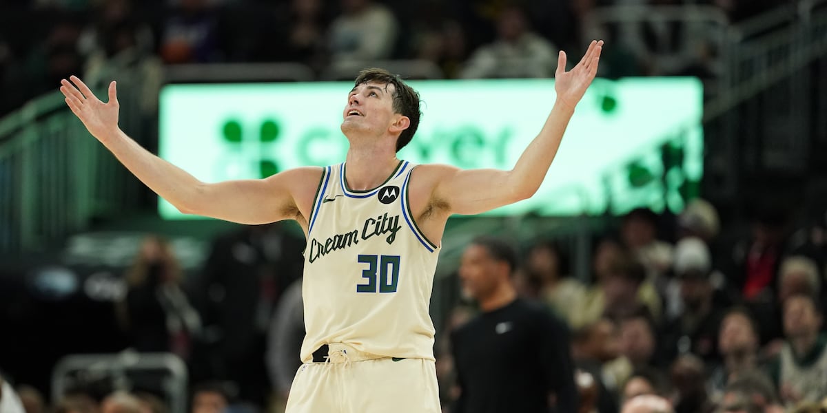 Mathurin scores 28 to pace Clippers past short-handed Bucks 127-113
