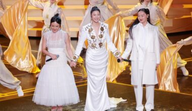 KPop Demon Hunters Stars Sing 'Golden' at Oscars