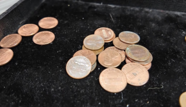 Gov. Hobbs signs new Arizona law requiring penny-rounding at checkout