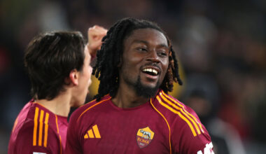ROME, ITALY - JANUARY 10: Manu Kone with his teammates of AS Roma celebrates after scoring the opening goal during the Serie A match between AS Roma and US Sassuolo Calcio at Stadio Olimpico on January 10, 2026 in Rome, Italy. (Photo by Paolo Bruno/Getty Images) (Inter)