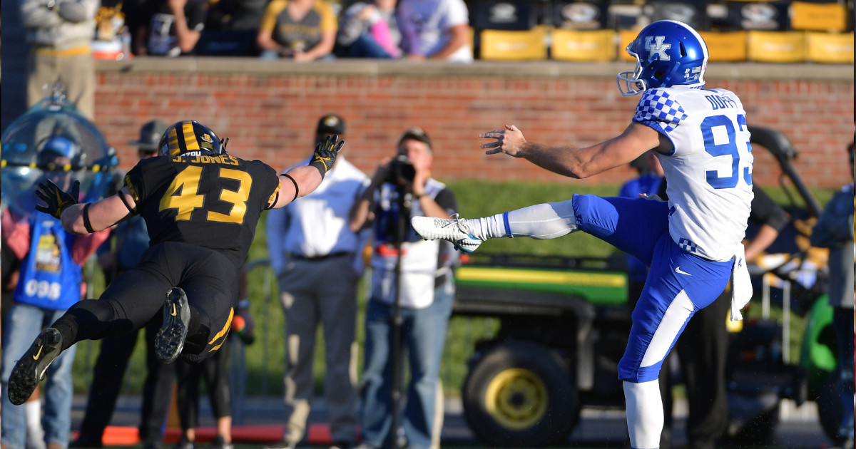 Mark Pope and his coaching staff - Mont Dawson, Kentucky Sports Radio