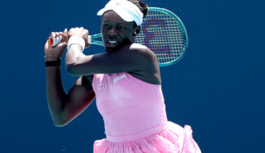 Mboko takes 2-1 lead in rivalry with Andreeva, moves into Miami quarters