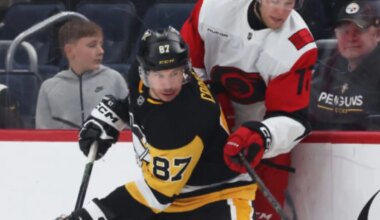 Penguins' Crosby IN; Malkin OUT (Updated)