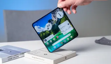 I finally found the one folding phone use case that I now can’t live without