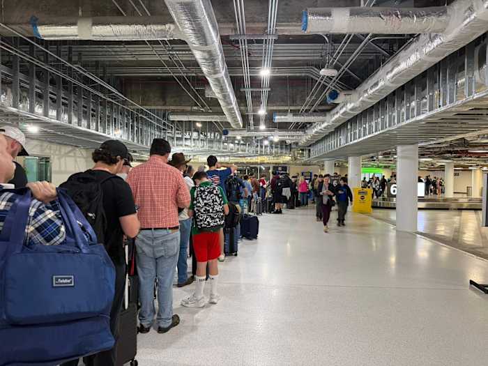 One month into DHS shutdown, Houston travelers see TSA strain amid spring break travel season
