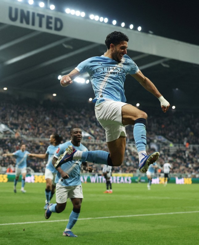 Soccer Football - FA Cup - Fifth Round - Newcastle United v Manchester City - St James' Park, Newcastle, Britain - March 7, 2026 Manchester City's Omar Marmoush celebrates scoring their second goal with Manchester City's Jeremy Doku REUTERS/Scott Heppell TPX IMAGES OF THE DAY