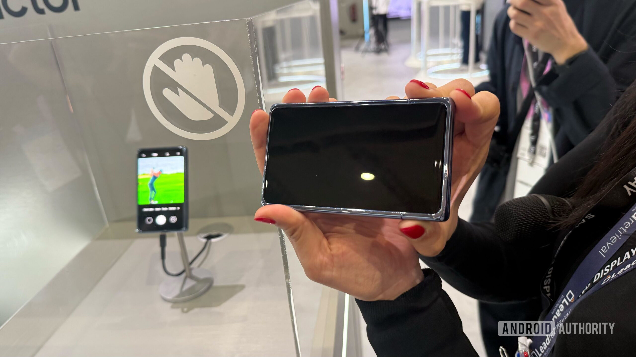 Samsung Display Mobile Slidable 2 Samsung Display Mobile Slidable 2