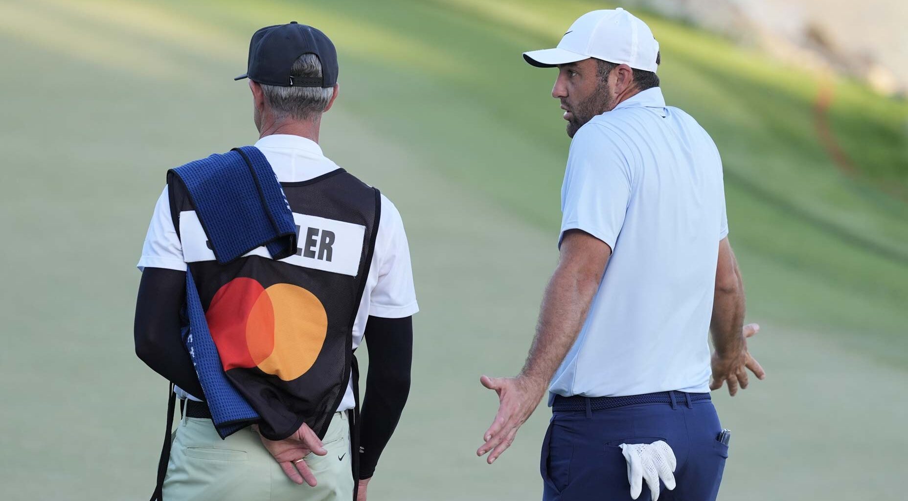 Bay Hill's 'dead' greens pushing pros to the edge