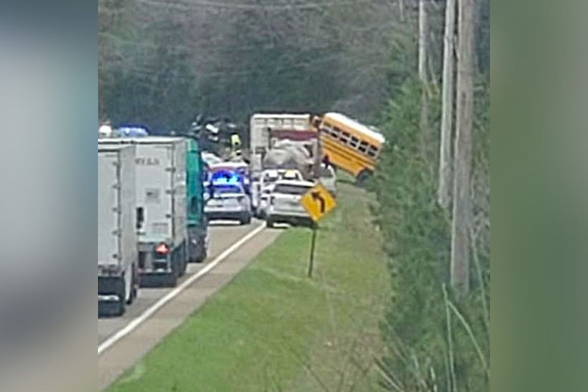 UPDATE: Counselors ready for schools Monday after 2 killed, 7 critically injured in bus crash