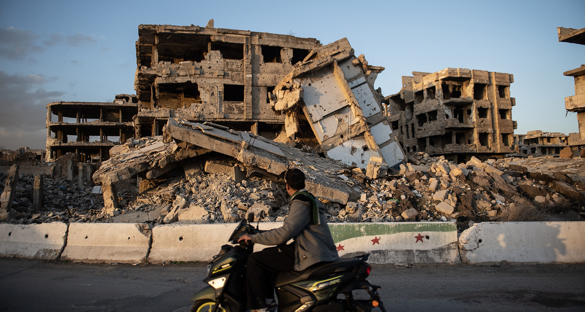 15 Years Later: Syria’s Uprising, War and Aftermath | FRONTLINE | PBS | Official Site