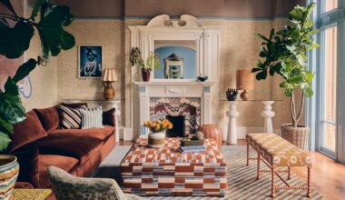 Two classic Kensington flats combine to make one colour-filled and playful pied-à-terre