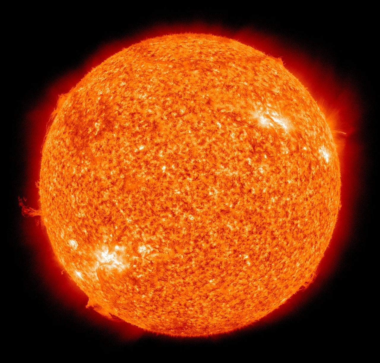 The Sun photographed at 304 angstroms by the Atmospheric Imaging Assembly (AIA 304) of NASA's Solar Dynamics Observatory (Credit : NASA/SDO)