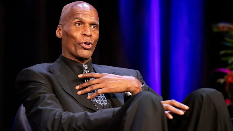 Celtics Icon Robert Parish Responds To LeBron James Tying His Record image