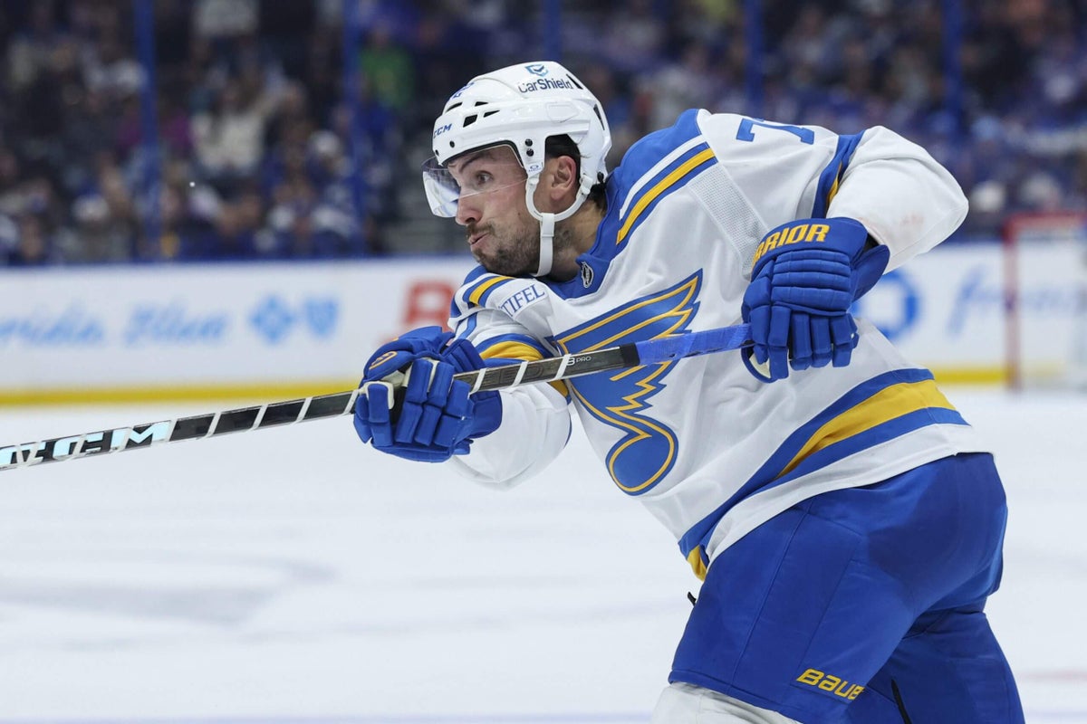 Blues trade Justin Faulk to Red Wings for 1st- and 3rd-round picks, prospect Dmitri Buchelnikov