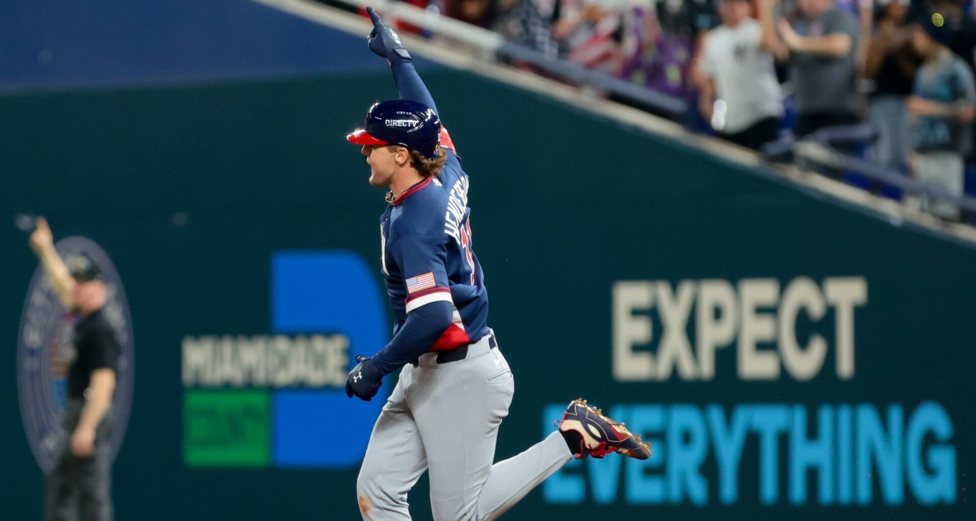 WBC semifinal shatters record despite airing on FS1 opposite Oscars