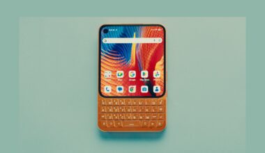 BlackBerry-Style Unihertz Titan 2 Elite Hits Kickstarter March 24