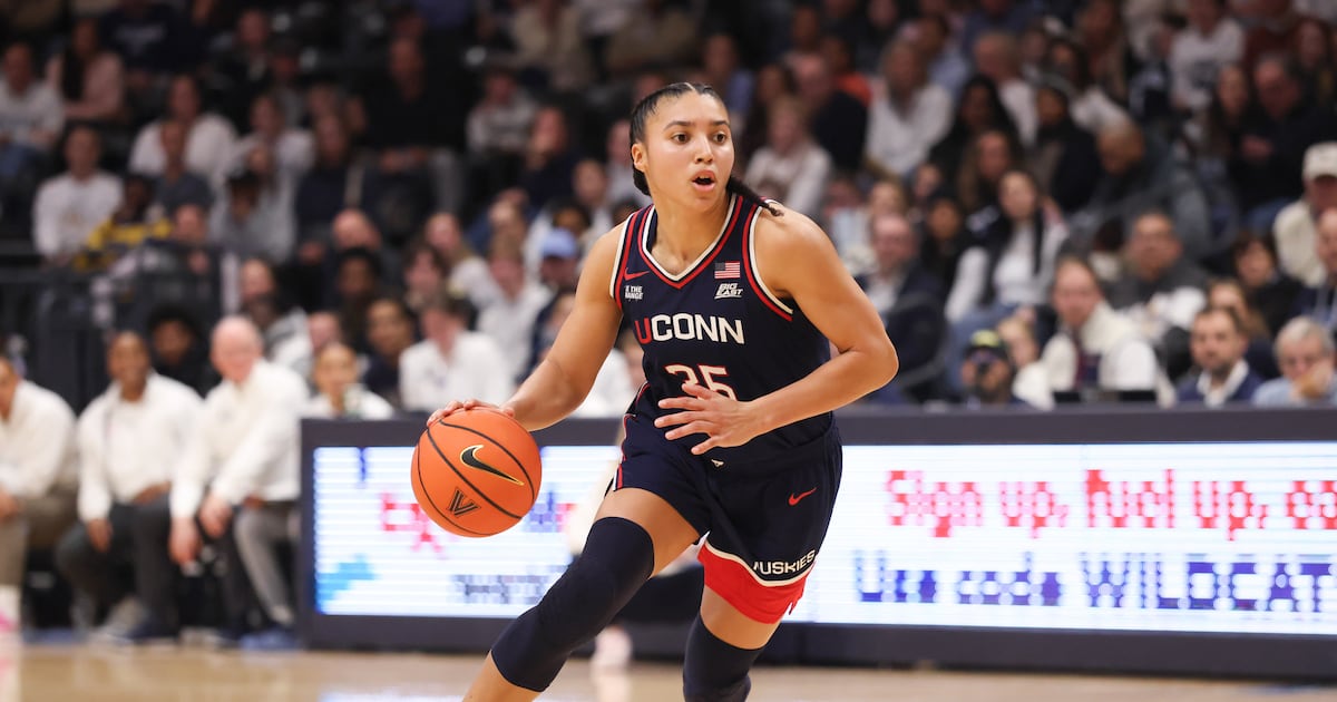 Jordan Brand signs Azzi Fudd to NIL deal