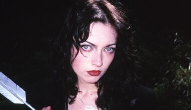 Violet Grohl Announces Debut Album Be Sweet to Me, Shares "595"