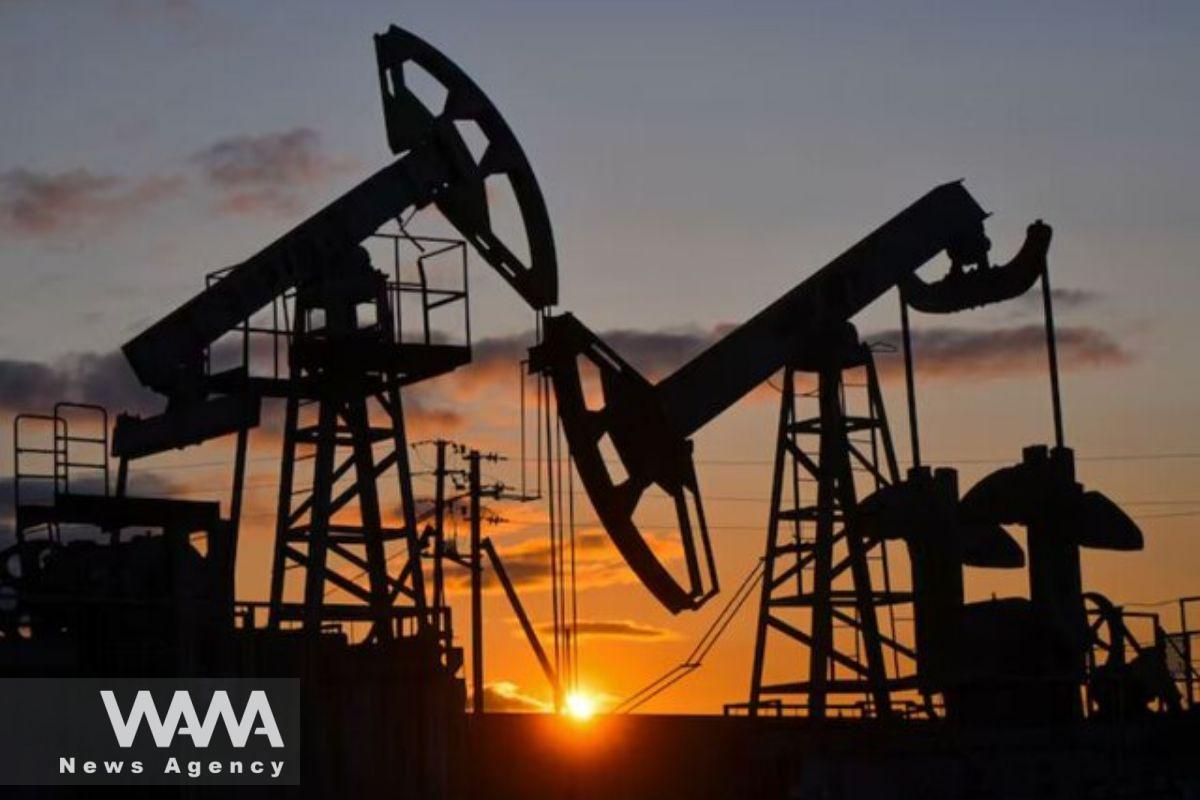 WANA - Iran Boosts Oil Output