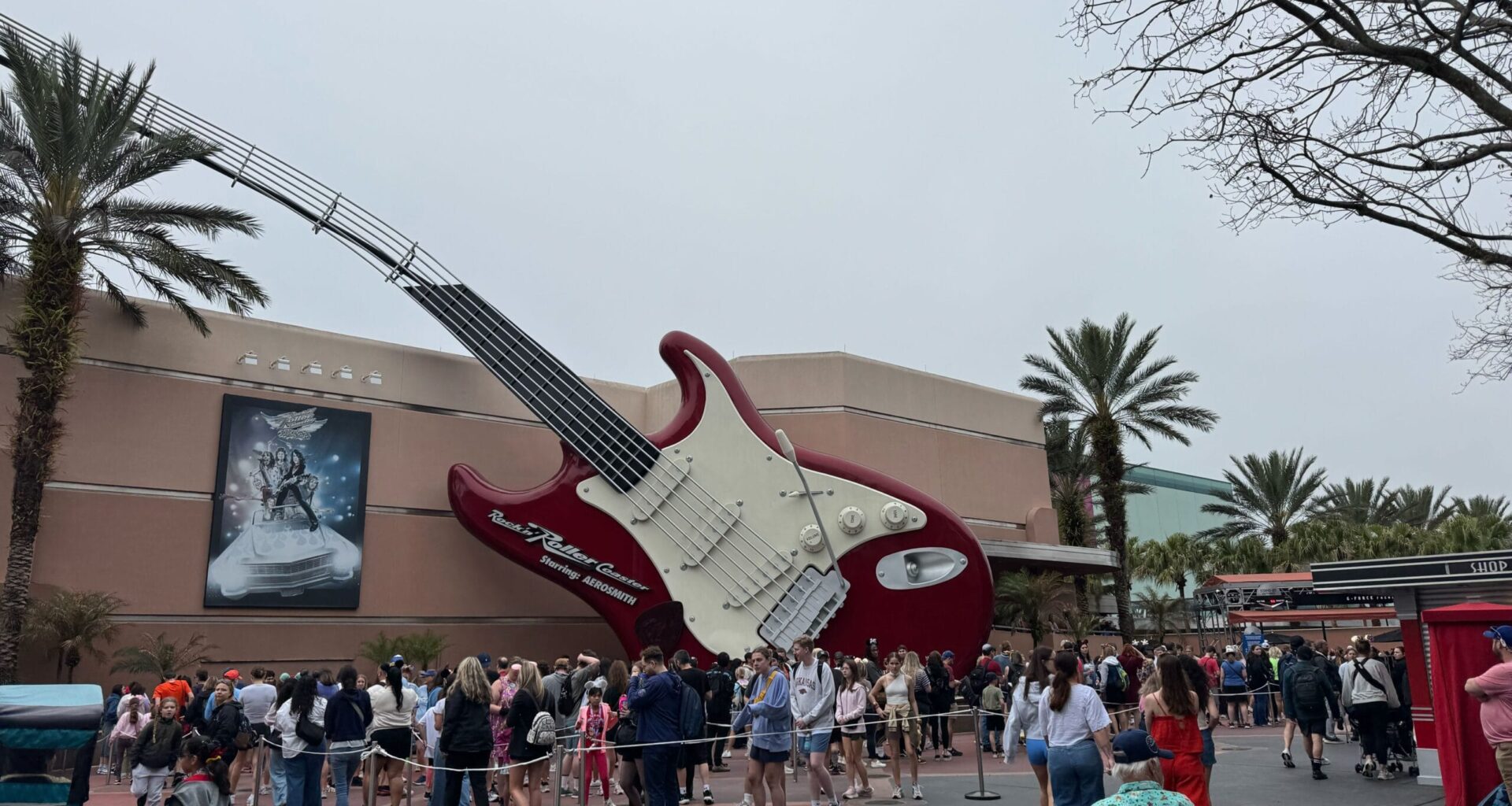Rock ‘n’ Roller Coaster Starring Aerosmith Expected to Reach 3+ Hour Wait on Last Day